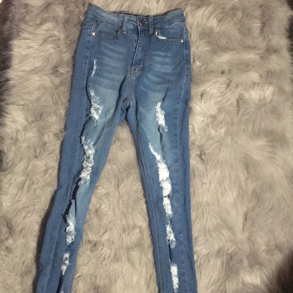 Distressed High Rise Jeans - Picture 2 of 4